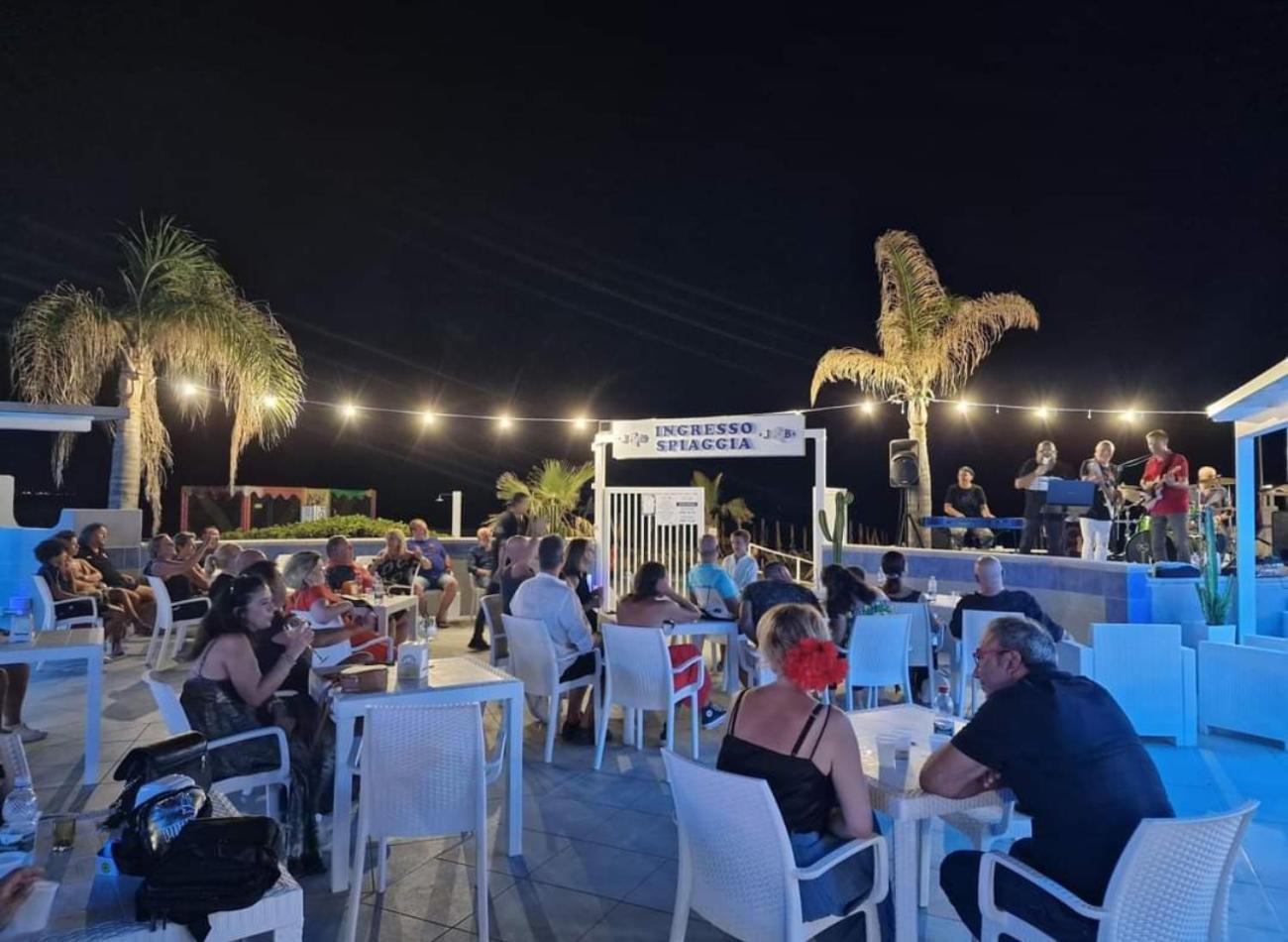 Freedom Village Soverato Marina Exterior foto